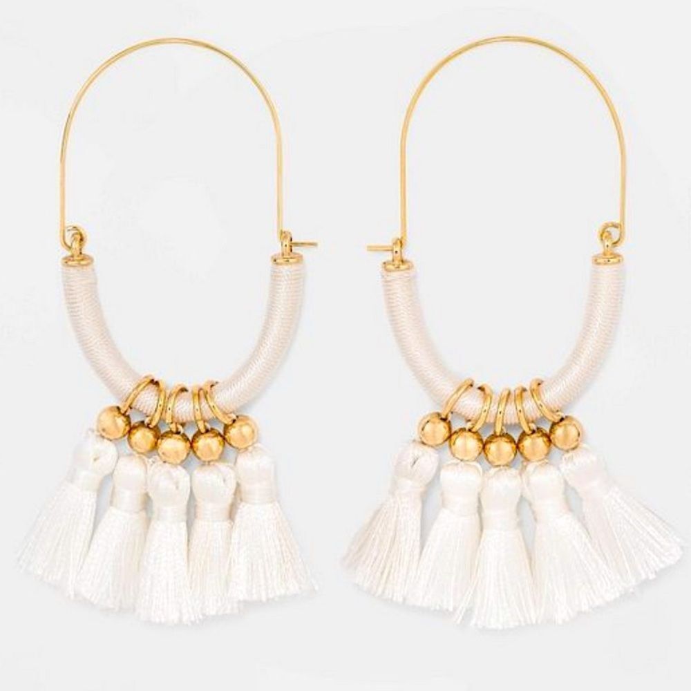 🌴 White Tassel Drop Earrings – Gold Hoop Boho Style 3.75”